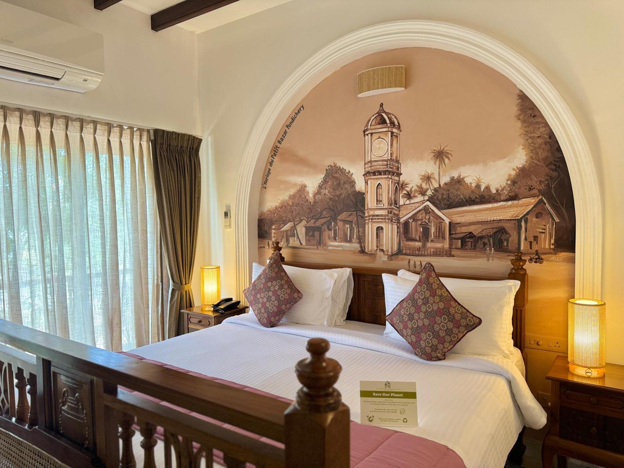 La Plage Seaview Suites Pondichéry Extérieur photo